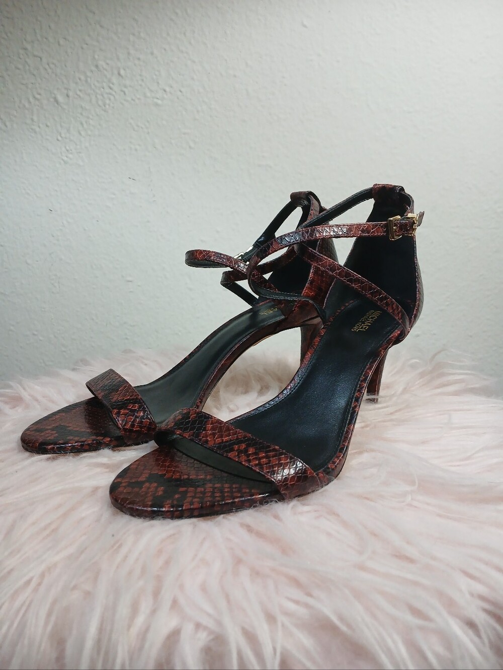 MICHAEL KORS Ava Mid Heels size 9.5